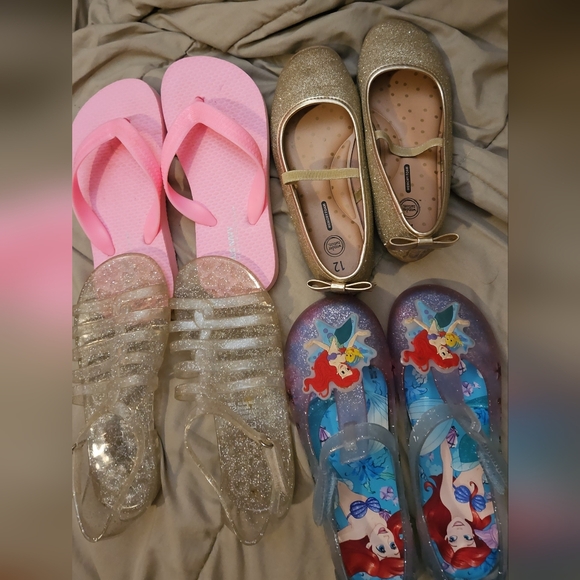 Girls shoes size 12 - Picture 1 of 4